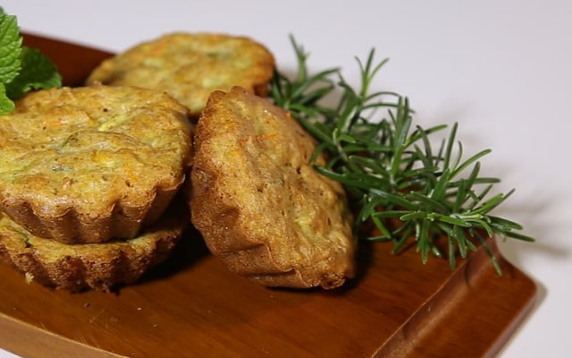 Tortinha de cenoura e abobrinha