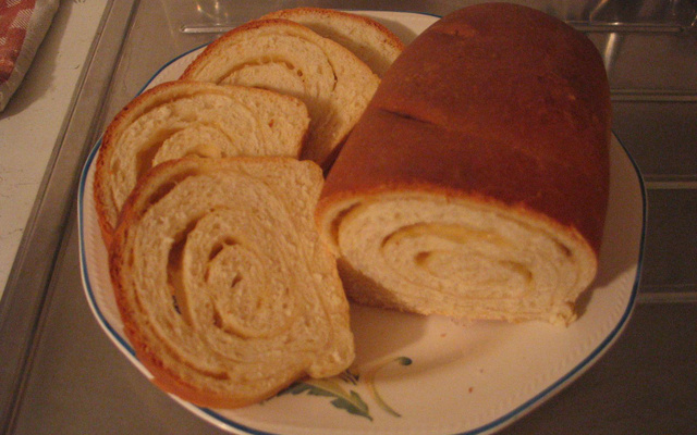 Pao caseiro com parmesão