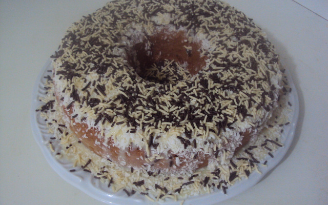 Bolo de leite condensando com coco
