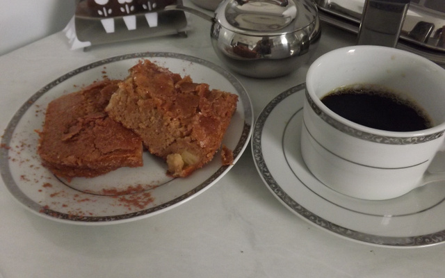 Bolo de banana com canela