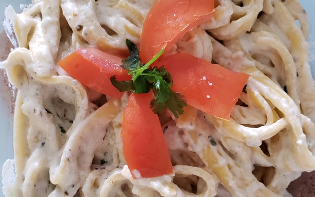 Macarrão ao molho de gorgonzola