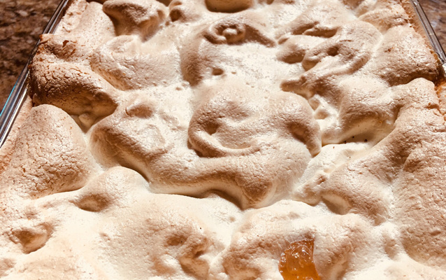 Delícia de banana com suspiro