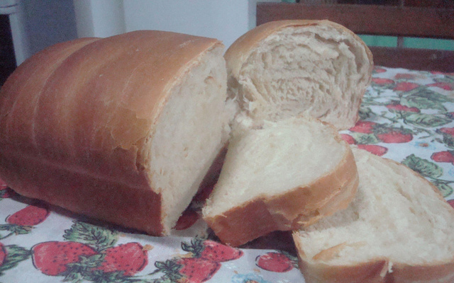Pão caseiro simples