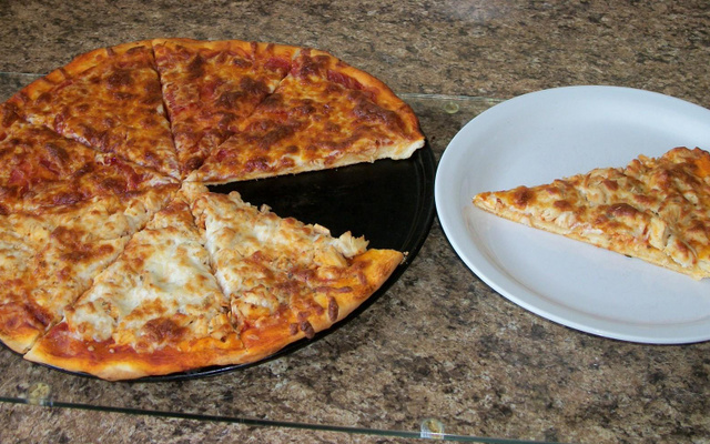 Pizza simples by Neneli