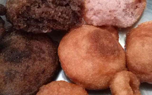 Bolinho de chuva de morango ou chocolate (sem ovo)