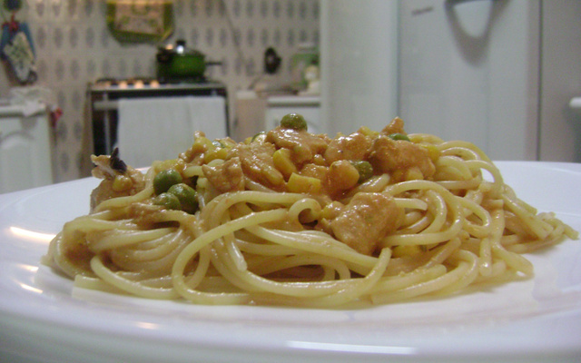 Estrogonofe de macarrão