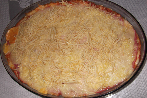 Torta salgada prende marido