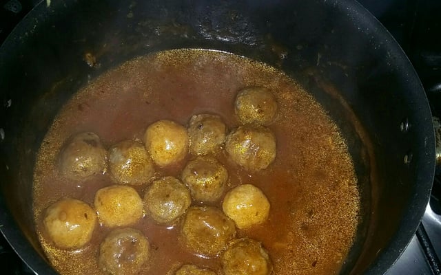 Almôndega de hambúrguer (receita de universitário)