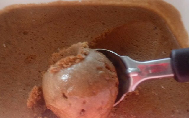 Sorvete cremoso de rapadura