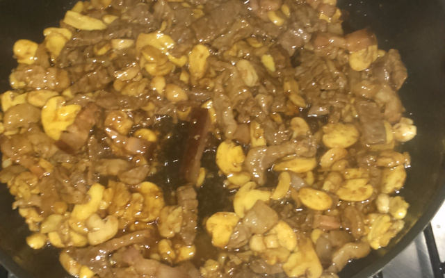 Macarrão com champignon da Tati Borges