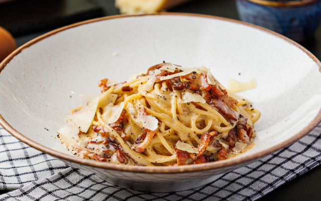 Macarrão à carbonara