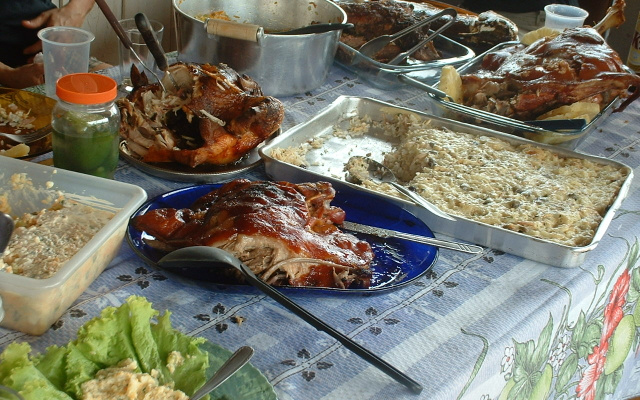 Arroz de forno com frutas