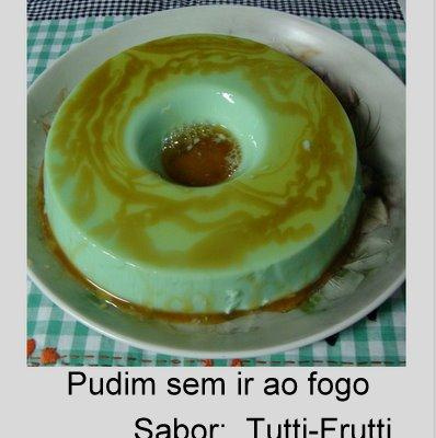 Pudim sem ir ao fogo do Lúcio Cezar