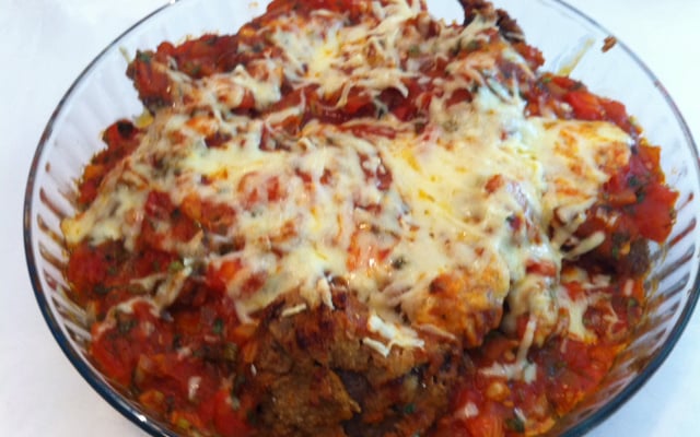 Filé a Parmeggiana com molho agridoce