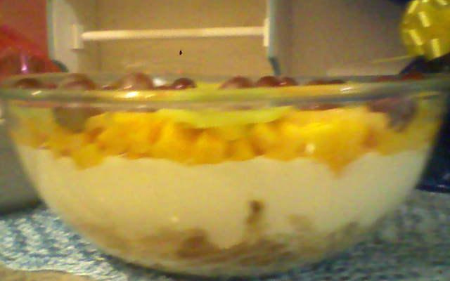 Pavê de panetone com frutas