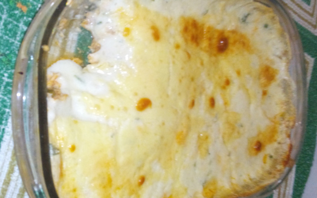 Frango com creme de aipim