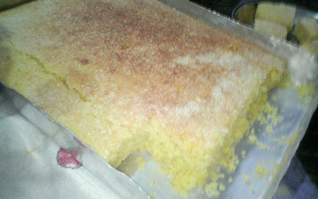 Bolo de fubá com coco