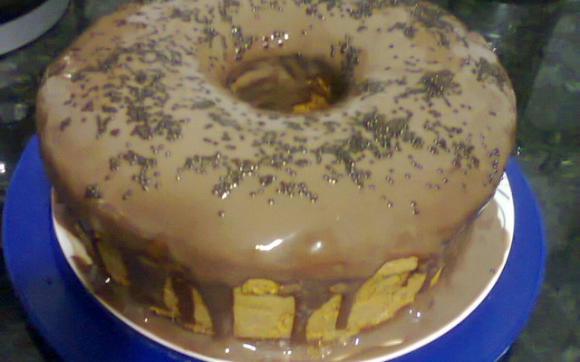 Cobertura básica de chocolate para bolos