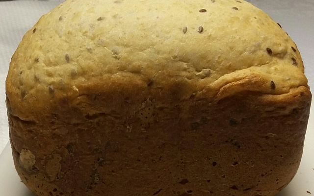 Pão de aveia com semente de linhaça