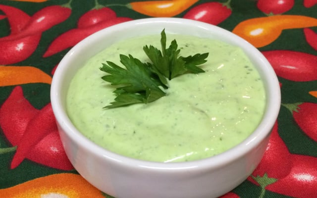 Maionese de leite temperada