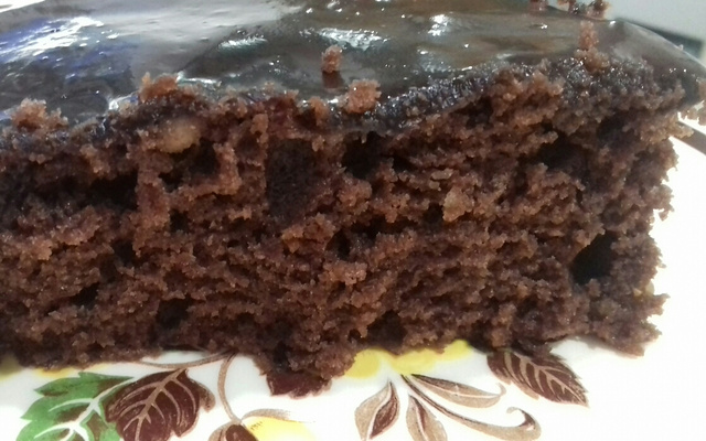 Bolo de chocolate prático e econômico