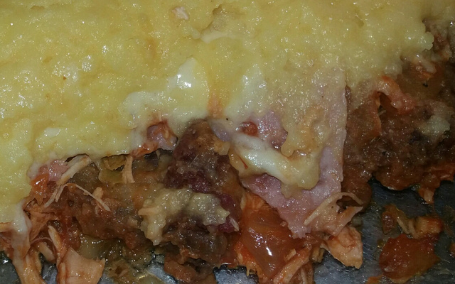 Bife à parmegiana com purê de batata