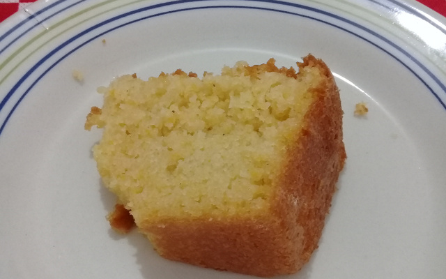 Bolo cremoso de milho em lata