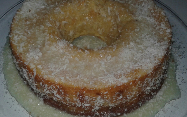 Bolo de coco de liquidificador