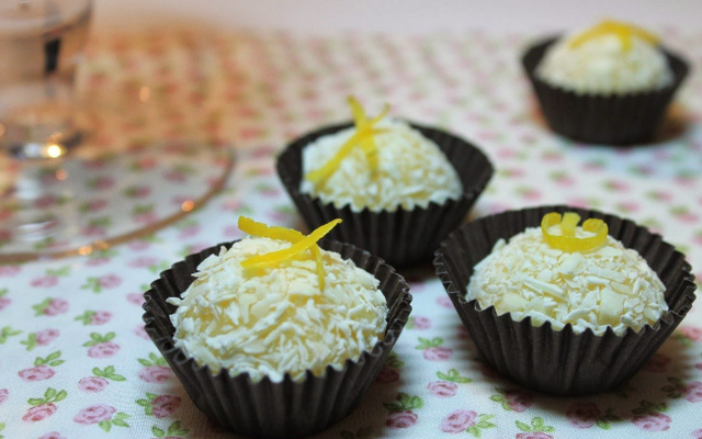 Brigadeiro de limão siciliano