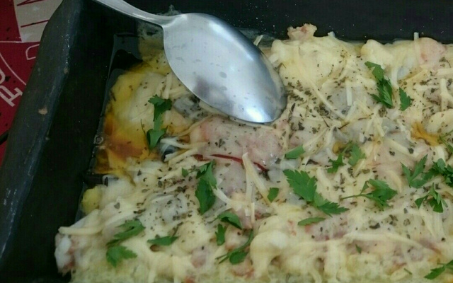 Tilápia na telha com mandioquinha