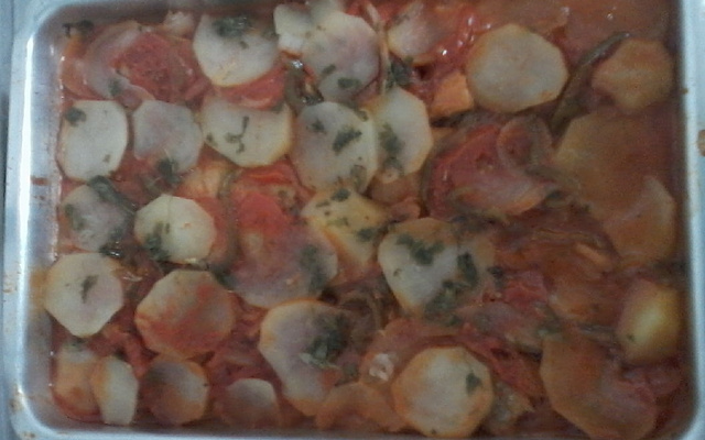 Filé de merluza com batata ao forno