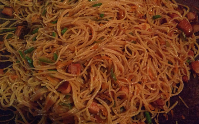 Macarrão na chapa da Milena