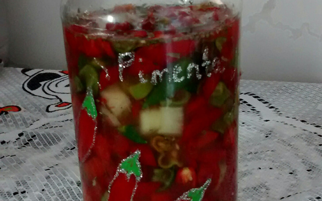 Conserva de pimenta dedo-de-moça