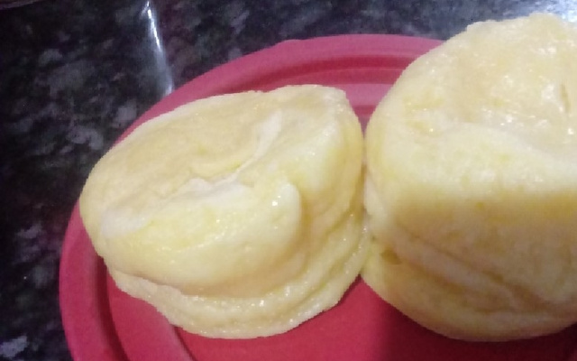 Pão de queijo de caneca