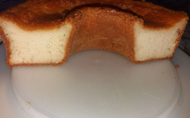 Bolo pão de queijo da Carol