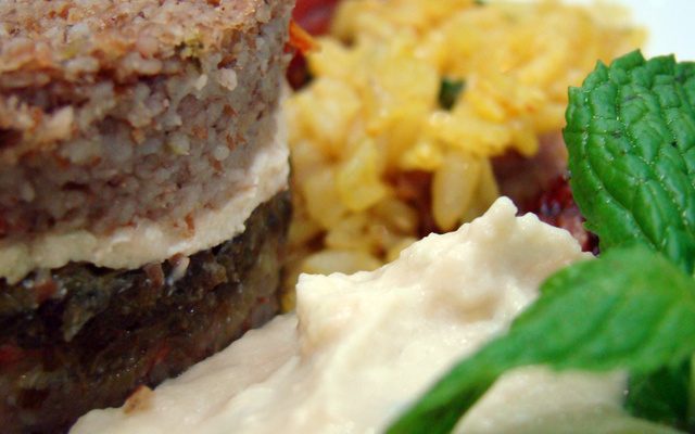 Quibe de batatas com tofu - Restaurante Vegethus