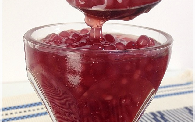 Sagu de vinho de micro-ondas