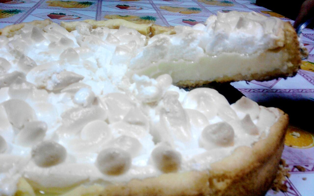 Torta de limão com massa podre