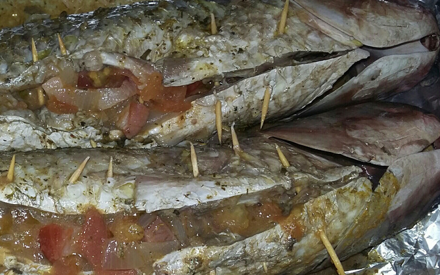 Tainha recheada com paio e bacon