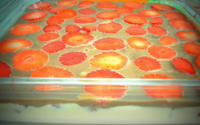 Torta de morango com chocolate da Mila