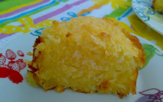 Bolo de aipim (mandioca)