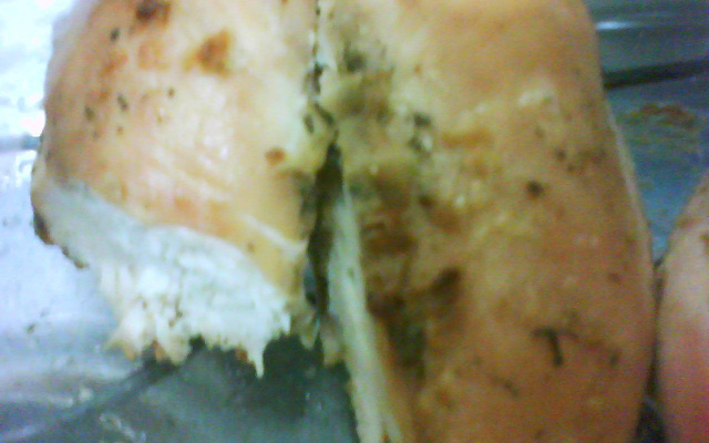 Peito de frango na maionese e sopa de cebola