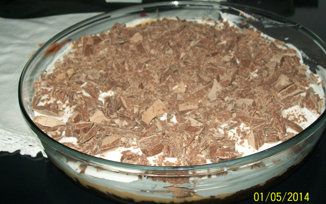 Torta de doce de leite com chocolate