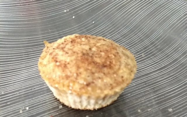 Bolinho de banana pequeno fácil de fazer