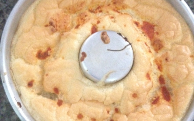 Omelete de forno simples em forma de bolo