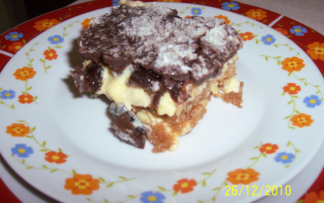 Pavê olho de sogra com calda de chocolate