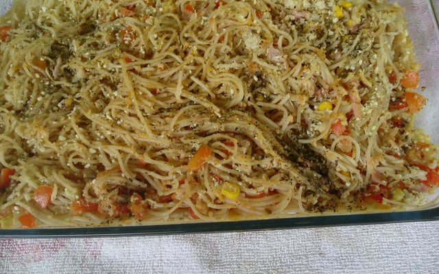 Macarrão ao forno com bacon e mussarela