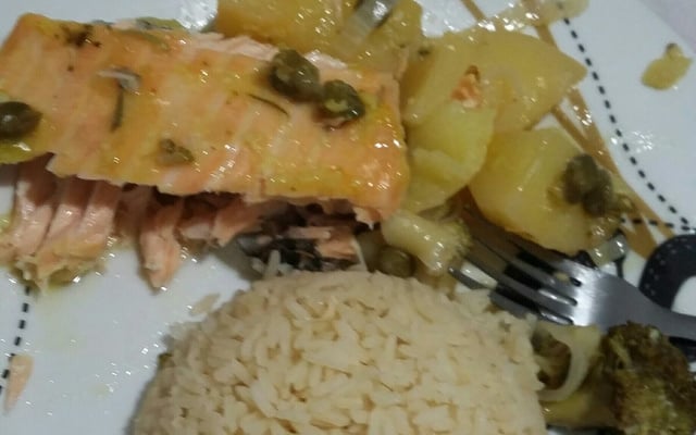 Salmão com Alcaparas