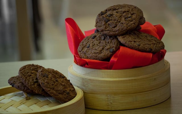 Cookies de chocolate e nozes