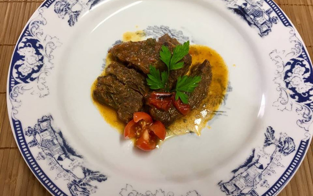 Carne fácil na cerveja (feita na panela de pressão)